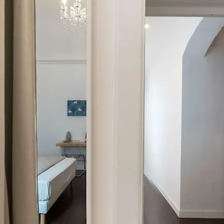 Exclusive Sparano Apartment
